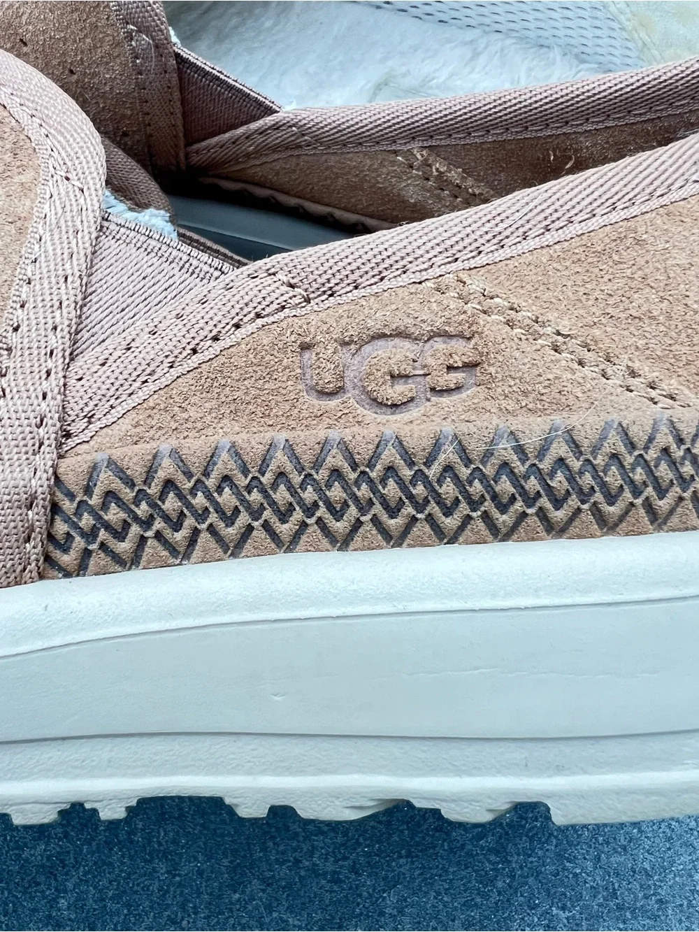 UGG loved good